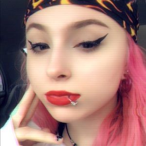 Meet your Posher, Jenny